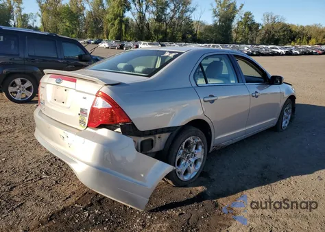 2010 Ford Fusion Se z USA, uszkodzony, nr VIN 3FAHP0HA0AR348027